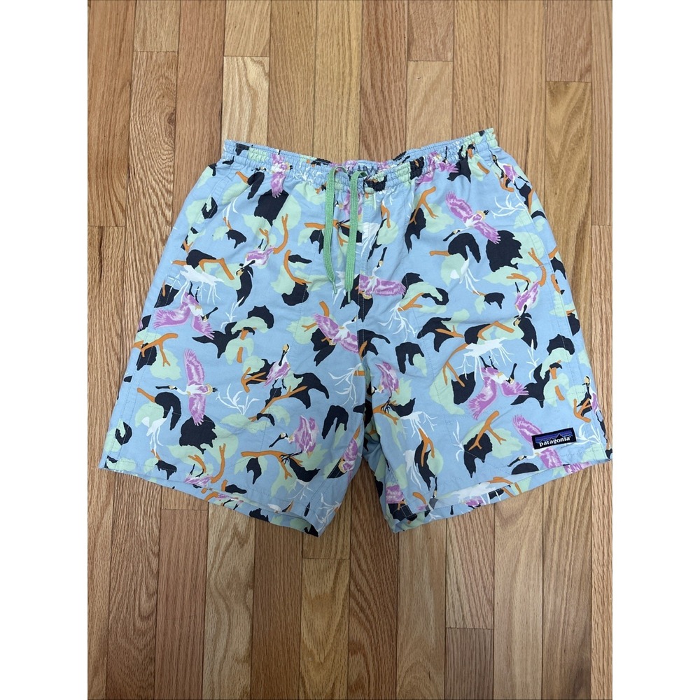 Patagonia Men's Baggies Shorts in the "Spoonbills Big Sky Blue"  - Small